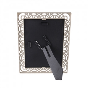  - Camlı Plastik Gri Çerçeve 15X21 cm (1)