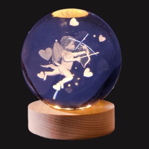 - Işıklı Ahşap Standlı Aşk Oku Eros Cam Küre - USB Baglantılı  - Işıklı Ahşap Standlı Aşk Oku Eros Cam Küre - USB Baglantılı